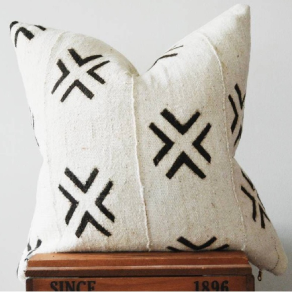 Mudcloth Accent Pillowcase